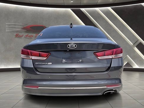Used 2017 Kia Optima LX w/ Convenience Package FWD image 7
