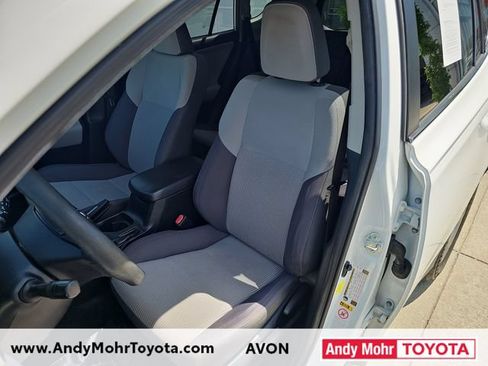 Used 2015 Toyota RAV4 XLE FWD image 10