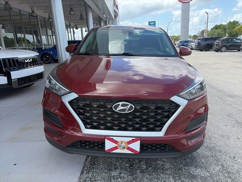 Used 2020 Hyundai Tucson SE image 2