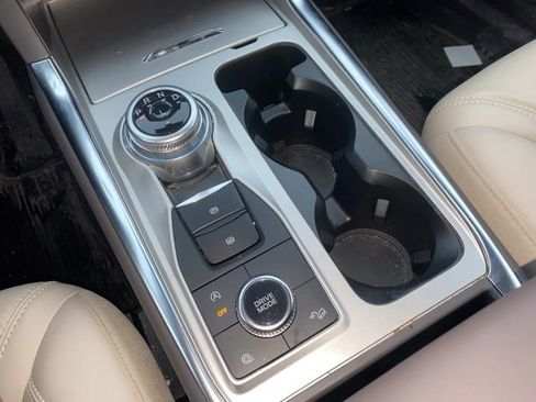 Used 2023 Ford Explorer Platinum w/ Technology Package image 14