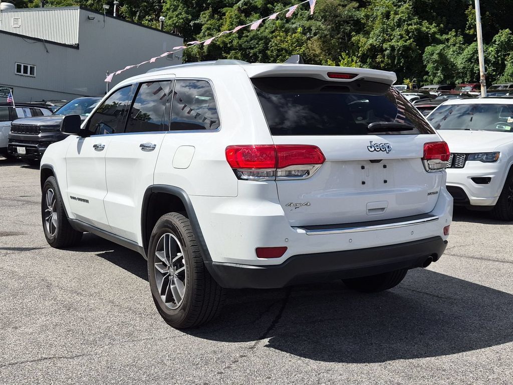 Used 2018 Jeep Grand Cherokee Limited AWD/4WD image 9