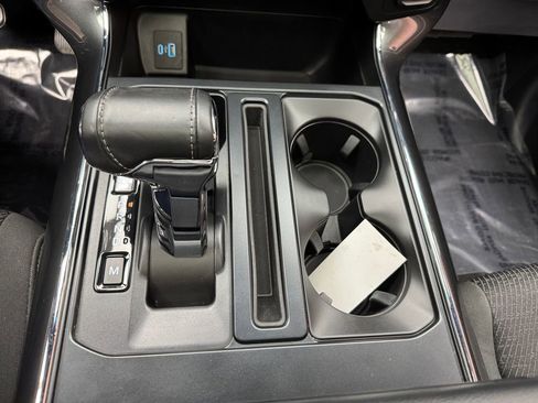 Used 2022 Ford F150 XLT w/ Equipment Group 302A High AWD/4WD image 22