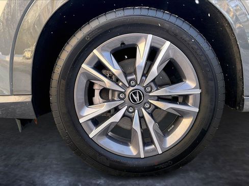 Certified 2025 Acura ADX image 8