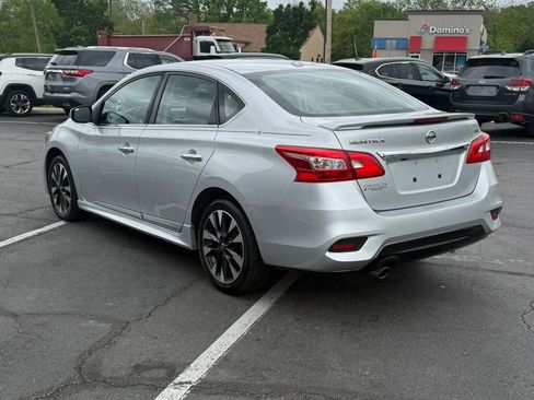 Used 2019 Nissan Sentra SR w/ Exterior Package FWD image 11