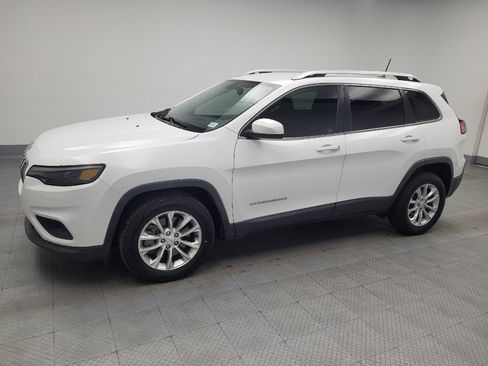 Used 2019 Jeep Cherokee Latitude w/ Popular Appearance Group FWD image 2