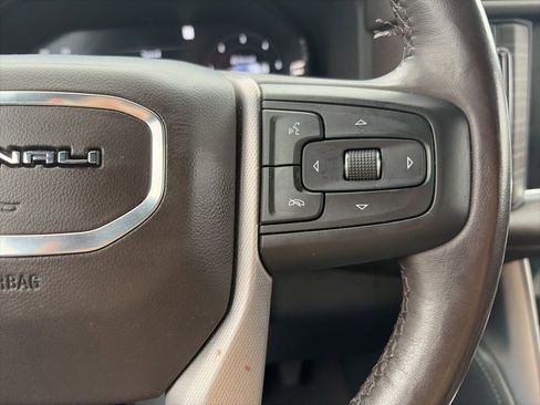 Used 2022 GMC Yukon Denali image 19