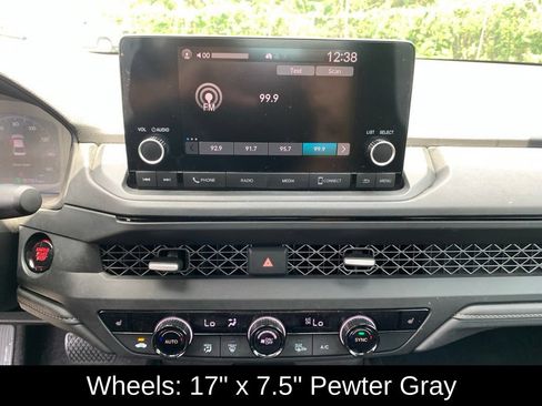 Used 2023 Honda Accord EX image 18
