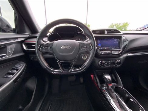 Used 2021 Chevrolet TrailBlazer RS w/ Convenience Package FWD image 6