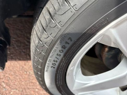 Used 2014 Chevrolet Sonic LTZ image 23