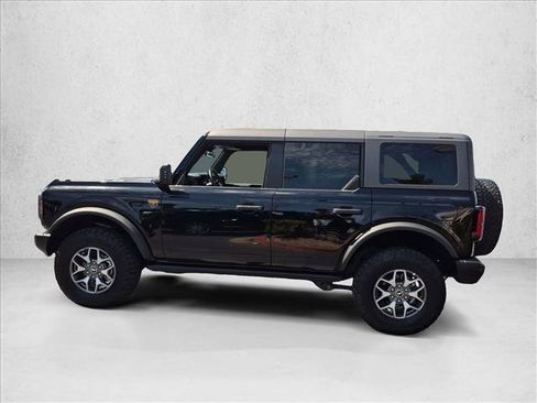 Used 2025 Ford Bronco Badlands AWD/4WD image 9