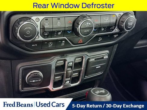 Used 2020 Jeep Wrangler Unlimited Sport AWD/4WD image 19