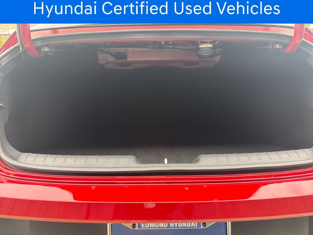 Certified 2026 Hyundai Elantra Limited FWD image 30