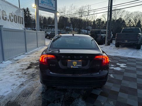 Used 2014 Volvo S60 T5 image 8