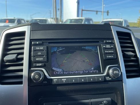 Used 2018 Nissan Frontier S image 17