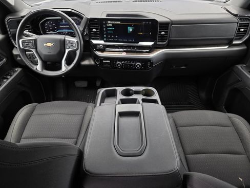 Used 2025 Chevrolet Silverado 2500 LT w/ Convenience Package AWD/4WD image 17