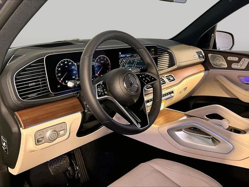 New 2026 Mercedes-Benz GLE 450 4MATIC image 9