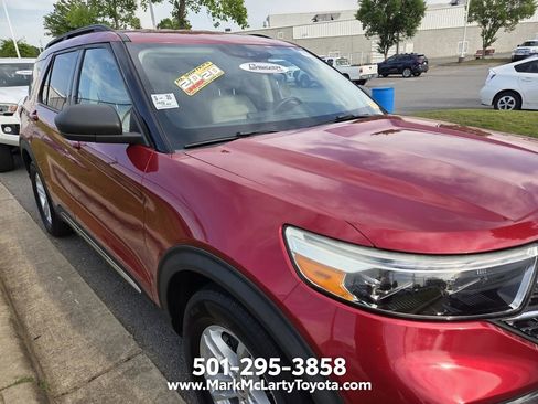 Used 2020 Ford Explorer XLT w/ Equipment Group 202A RWD image 3
