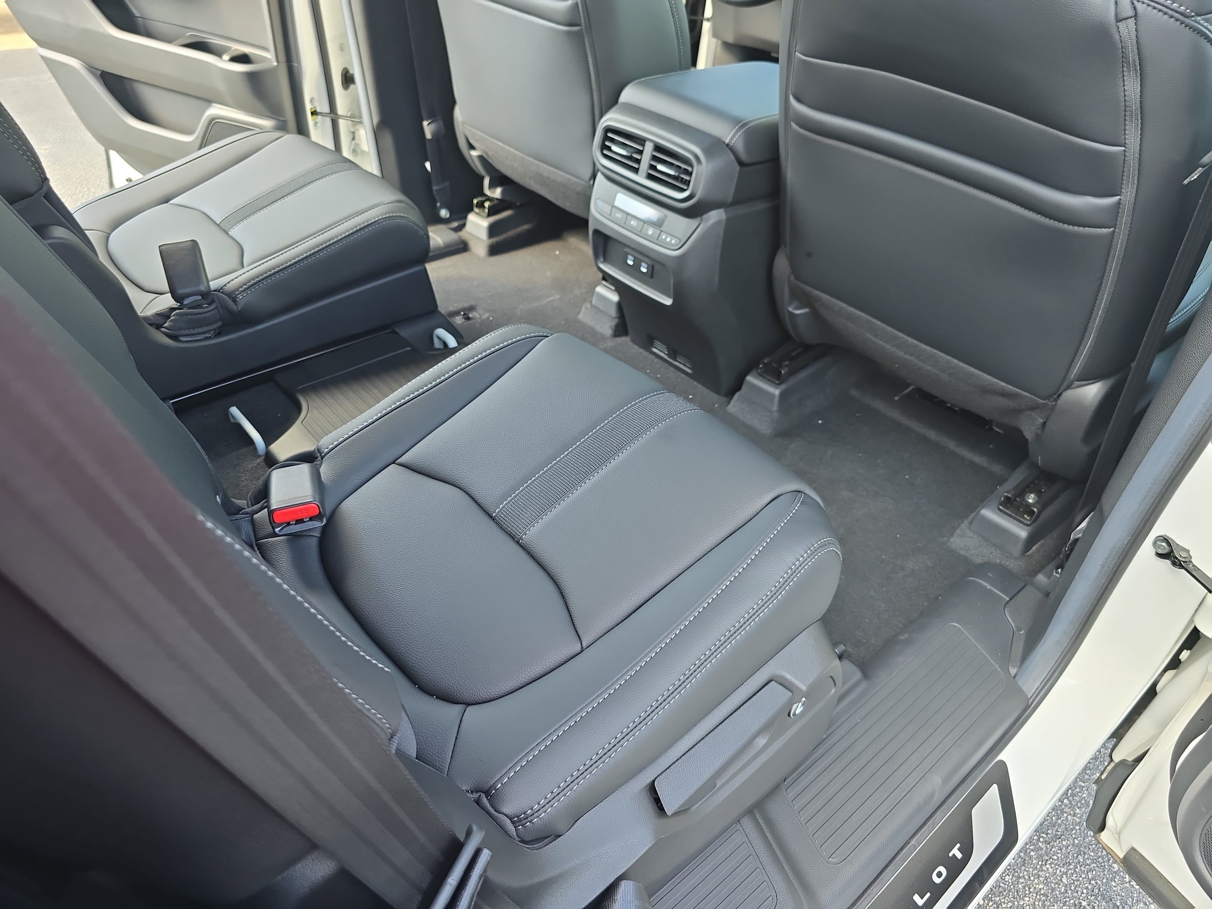 New 2026 Honda Pilot EX-L image 11