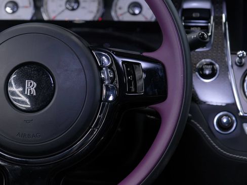 Used 2020 Rolls-Royce Wraith RWD image 47