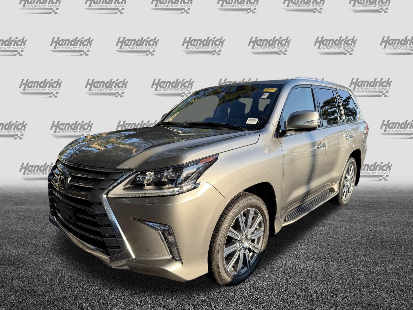 Used 2017 Lexus LX 570 4WD w/ Luxury Package image 5