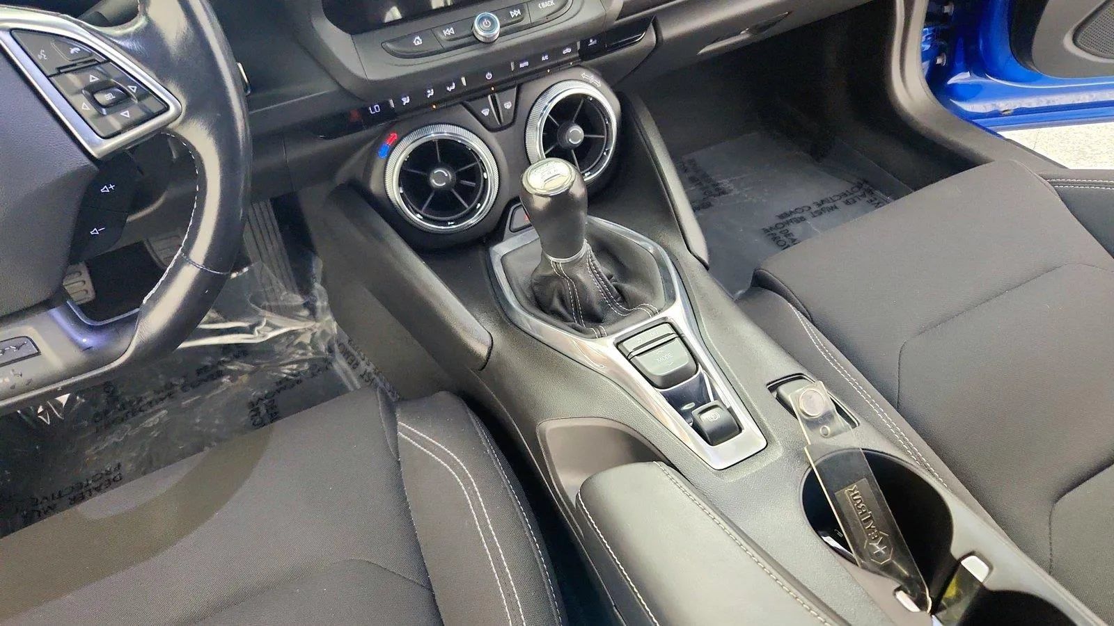 Used 2017 Chevrolet Camaro LT w/ Technology Package RWD image 23