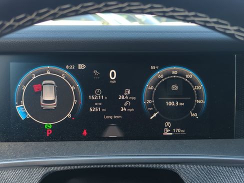 Used 2025 Volkswagen Tiguan S image 11