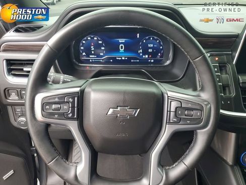 Certified 2023 Chevrolet Tahoe Z71 w/ Luxury Package AWD/4WD image 32