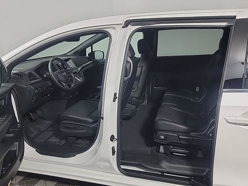 Certified 2023 Honda Odyssey Sport image 16