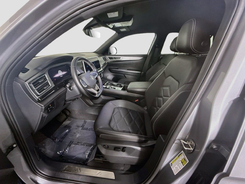 Used 2026 Volkswagen Atlas Cross Sport SE FWD image 21