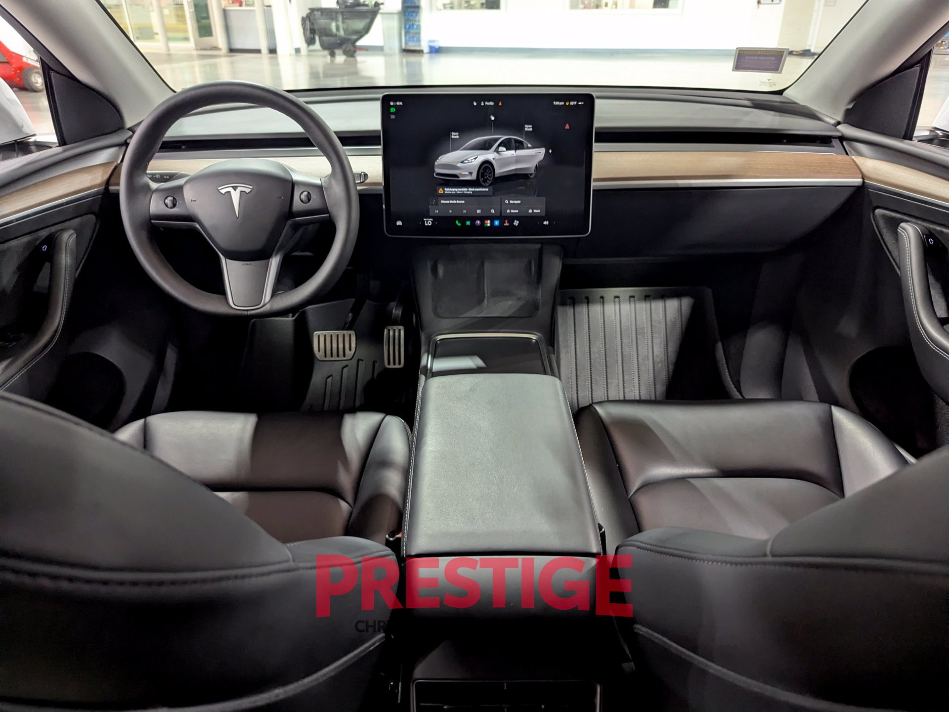 Used 2023 Tesla Model Y Performance AWD/4WD image 28