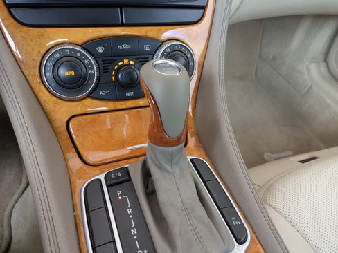Used 2004 Mercedes-Benz SL 500 image 22