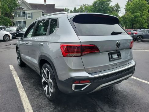 Used 2023 Volkswagen Taos SEL AWD/4WD image 6
