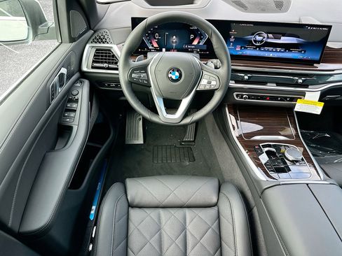 New 2026 BMW X5 sDrive40i w/ Climate Comfort Package image 17
