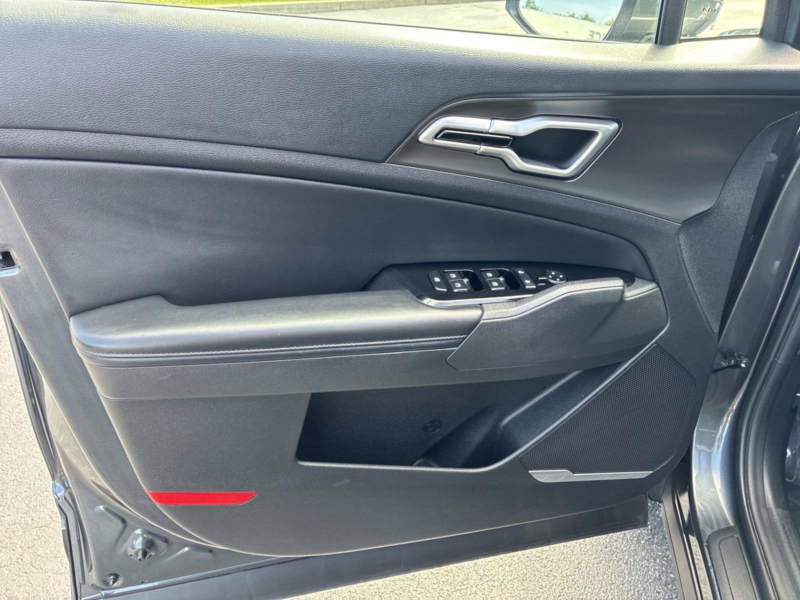 Used 2023 Kia Sportage EX FWD image 19