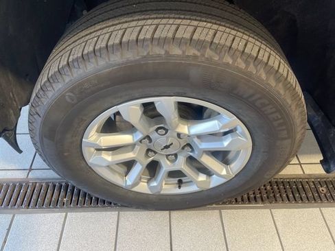 Used 2026 Chevrolet Silverado 1500 RST AWD/4WD image 5