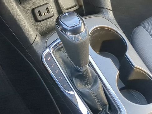 Used 2019 Chevrolet Cruze LT image 32