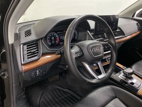 Used 2021 Audi Q5 Premium Plus image 2