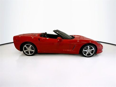 Used 2009 Chevrolet Corvette Convertible w/ Preferred Equipment Group image 7