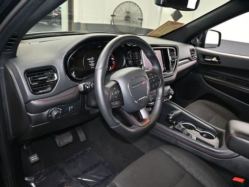 Used 2024 Dodge Durango GT image 10