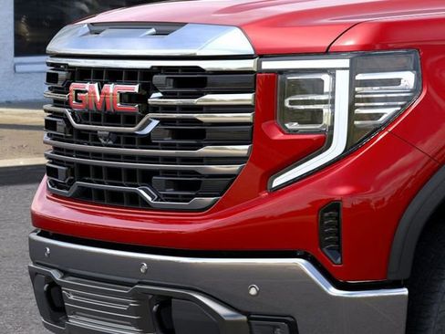 New 2026 GMC Sierra 1500 SLT image 13