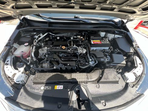 Used 2020 Toyota Corolla SE FWD image 32