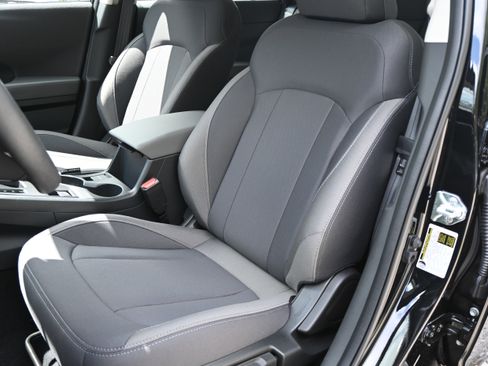 New 2025 Subaru Impreza 2.0i w/ Popular Package #1A image 16