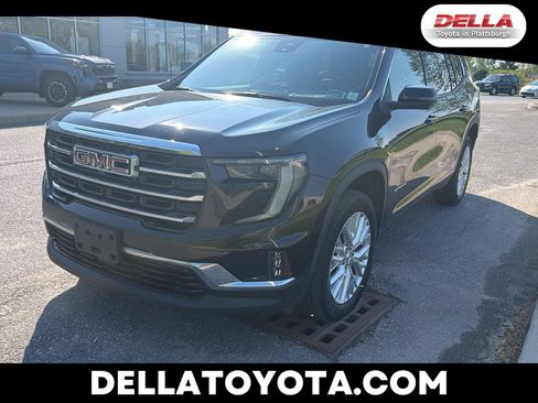 Used 2025 GMC Acadia Elevation w/ Elevation Premium Package AWD/4WD image 1