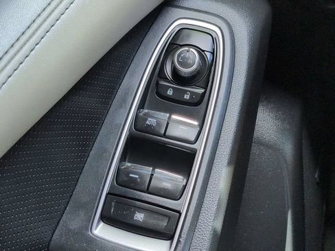 Used 2019 Subaru Ascent Touring w/ Popular Package #2 AWD/4WD image 25