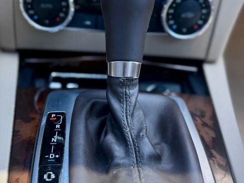 Used 2012 Mercedes-Benz C 250 Sedan image 15