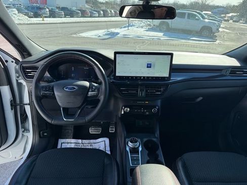 Used 2023 Ford Escape ST-Line w/ Tech Pack #1 image 6