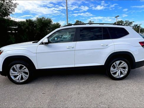 Certified 2023 Volkswagen Atlas SE AWD/4WD image 8