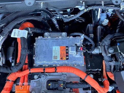 Certified 2026 Cadillac Vistiq Premium Luxury image 30