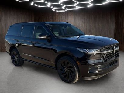 New 2026 Lincoln Navigator Reserve w/ Jet Appearance Package