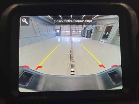 Used 2023 Jeep Gladiator Mojave image 25